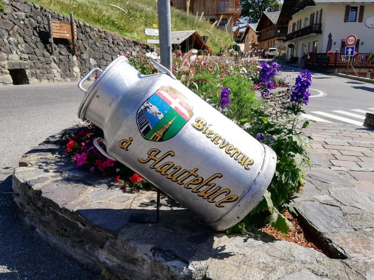 Chambres Et Tables D'Hotes Le Choton A Nono - Col Du Joly Beaufortain 오틀루스 외부 사진