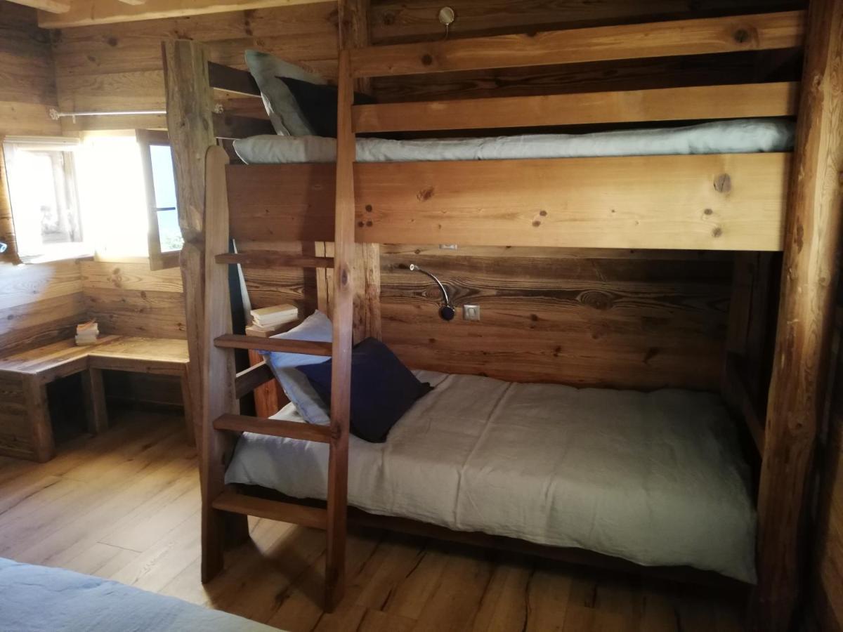 Chambres Et Tables D'Hotes Le Choton A Nono - Col Du Joly Beaufortain 오틀루스 외부 사진
