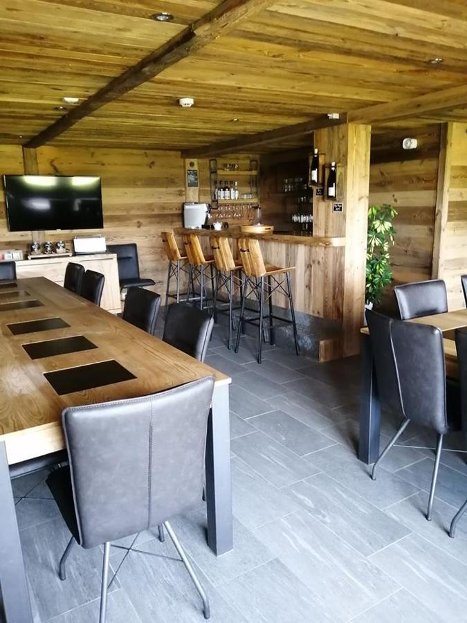 Chambres Et Tables D'Hotes Le Choton A Nono - Col Du Joly Beaufortain 오틀루스 외부 사진